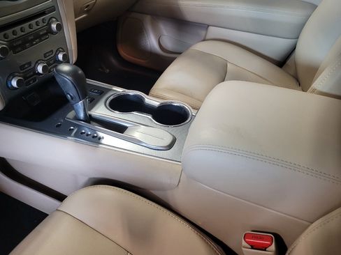 Used 2019 Nissan Pathfinder SL FWD image 26