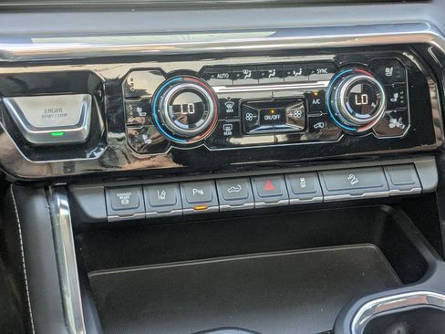 Used 2024 GMC Sierra 2500 Denali Ultimate w/ Max Trailering Package image 23