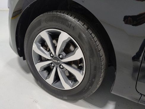 Used 2023 Kia Rio S w/ Technology Package image 31