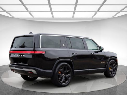 Used 2023 Rivian R1S Adventure AWD/4WD image 8