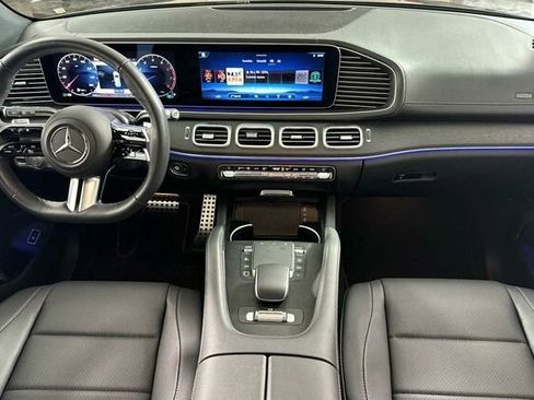 Certified 2025 Mercedes-Benz GLS 450 4MATIC image 15