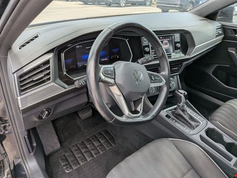 Used 2022 Volkswagen Jetta Sport FWD image 17