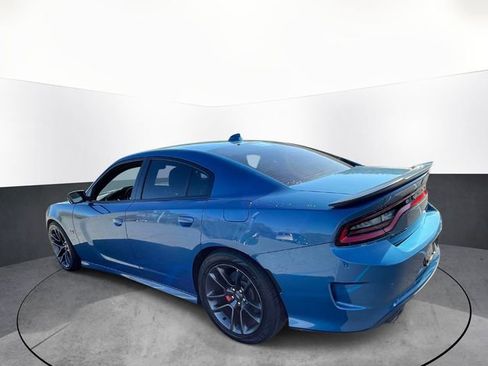Used 2022 Dodge Charger Scat Pack RWD image 5