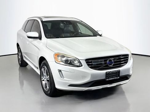 Used 2015 Volvo XC60 T6 Platinum FWD image 1