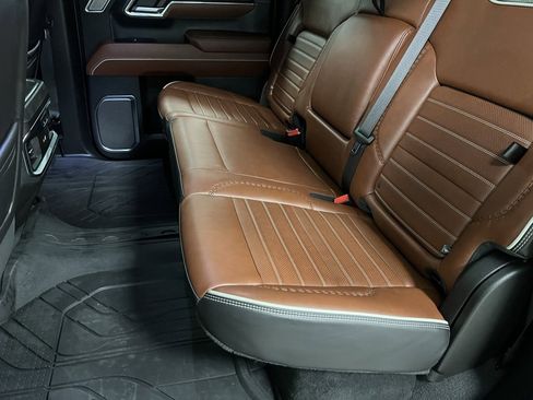 Used 2024 GMC Sierra 1500 Denali Ultimate image 44