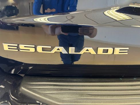 Certified 2023 Cadillac Escalade Premium Luxury Platinum AWD/4WD image 25