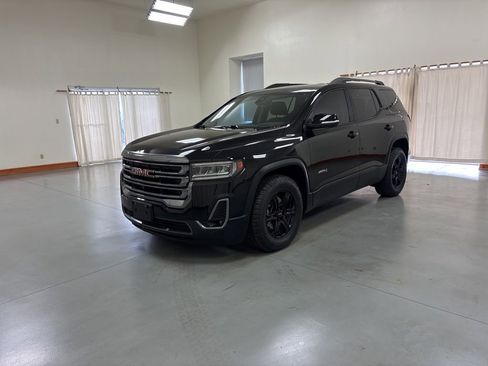 Used 2023 GMC Acadia AT4 w/ Technology Package AWD/4WD image 4