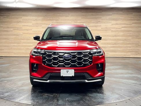 Used 2025 Ford Explorer Platinum w/ Ultimate Package image 17