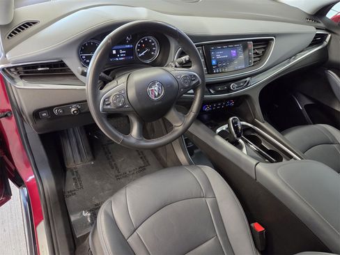 Used 2020 Buick Enclave Premium w/ Sun and Sites Package image 4