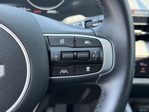 Used 2023 Kia Sportage SX FWD image 25