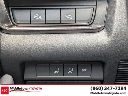 Used 2025 MAZDA CX-30 AWD 2.5 S w/ Preferred Package image 18