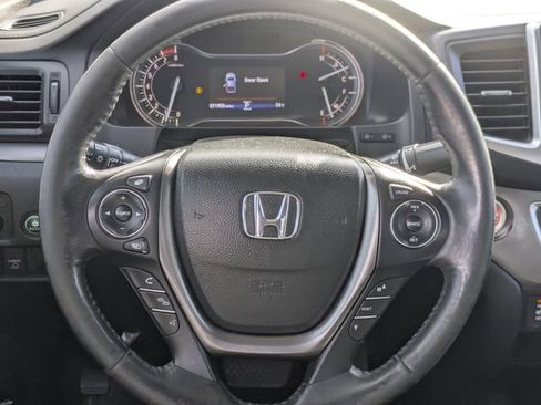 Used 2019 Honda Ridgeline RTL-T image 13