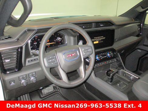 New 2026 GMC Sierra 1500 AT4 w/ AT4 Premium Package image 18