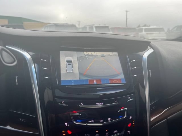 Used 2019 Cadillac Escalade ESV Luxury AWD/4WD image 45