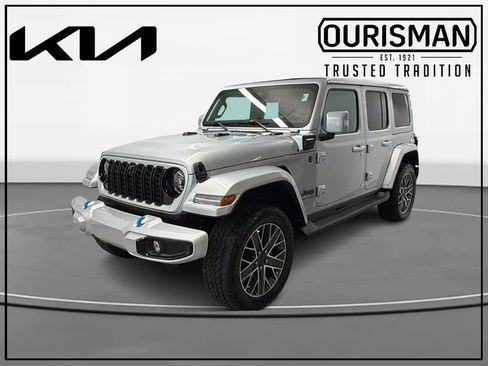 Used 2024 Jeep Wrangler High Altitude AWD/4WD image 2