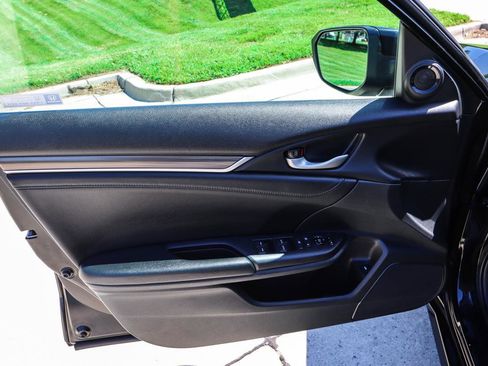 Used 2019 Honda Civic EX-L image 35