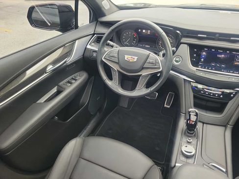 Used 2024 Cadillac XT5 Sportv w/ Technology Package AWD/4WD image 16
