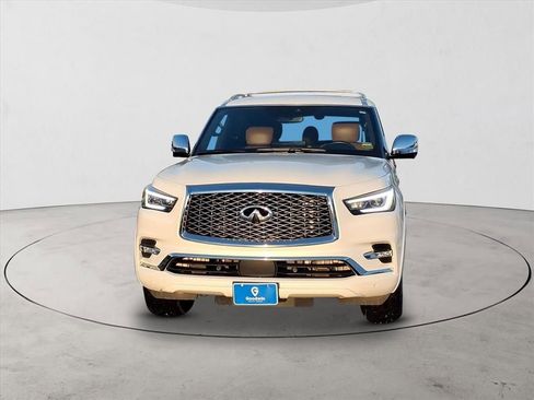 Used 2023 INFINITI QX80 Sensory w/ All-Season Package image 2