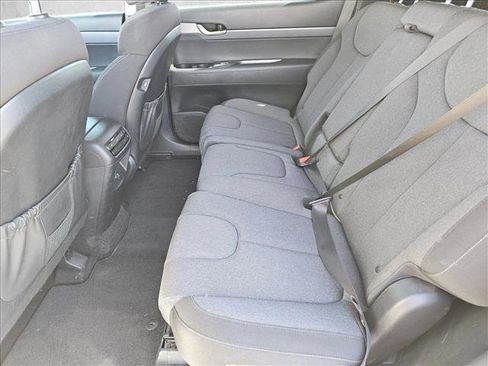 Used 2022 Hyundai Palisade SE image 10