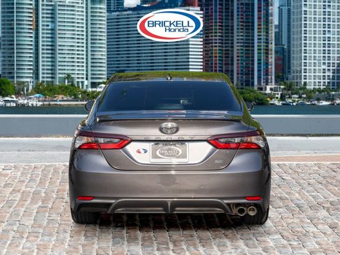Used 2024 Toyota Camry SE image 6