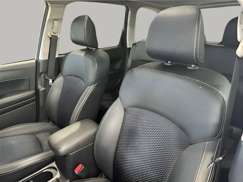 Used 2018 Subaru Forester 2.5i Premium AWD/4WD image 13