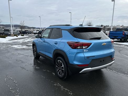 Used 2025 Chevrolet TrailBlazer LT w/ Convenience Package image 5