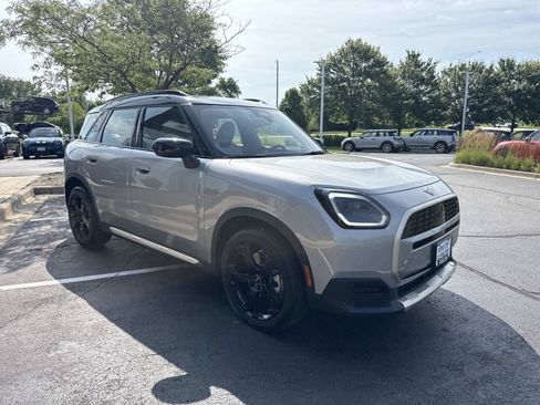 Used 2025 MINI Cooper Countryman S AWD/4WD image 4