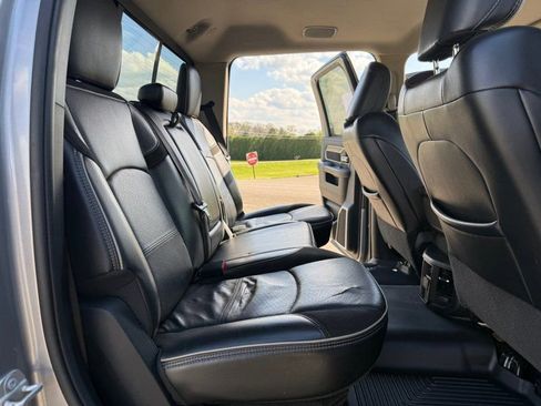 Used 2024 RAM 2500 Laramie AWD/4WD image 18