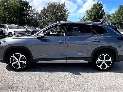 New 2026 Volkswagen Tiguan SE AWD/4WD image 8