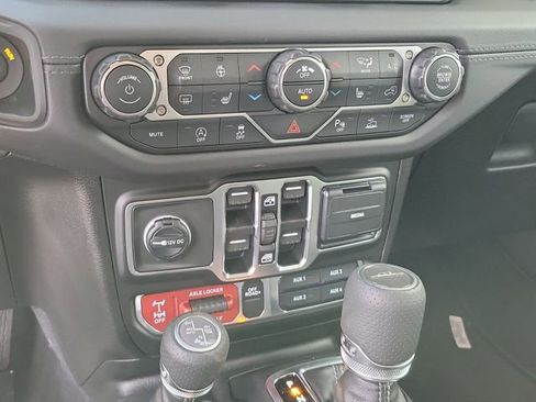 New 2026 Jeep Gladiator Mojave AWD/4WD image 13