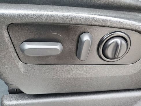 Used 2022 Chevrolet Silverado 1500 High Country w/ Z71 Off-Road Package image 7