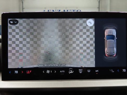 Used 2025 Ford Explorer ST image 15