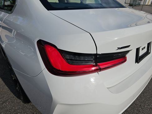 New 2025 BMW 330i xDrive Sedan w/ Premium Package image 36