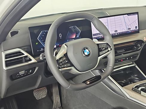 Used 2026 BMW 330i xDrive Sedan AWD/4WD image 16