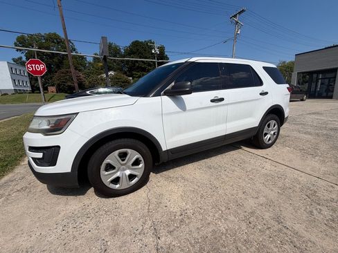 Used 2016 Ford Explorer 4WD Police Interceptor image 2