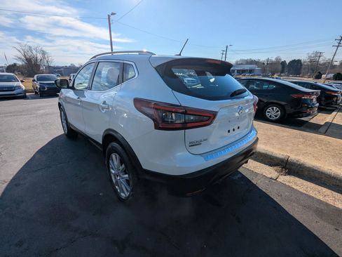 Used 2020 Nissan Rogue Sport SV w/ All-Weather Package image 5