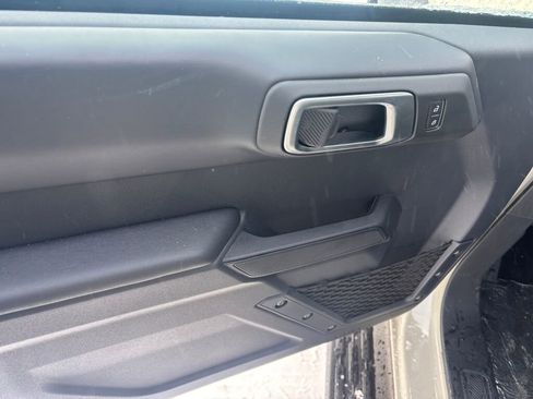 New 2025 Ford Bronco Outer Banks w/ Sasquatch Package image 7