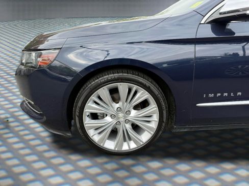 Used 2018 Chevrolet Impala Premier w/ Premier Confidence Package FWD image 13