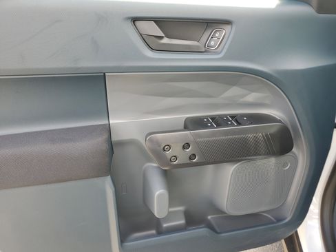 New 2026 Ford Maverick XL image 12