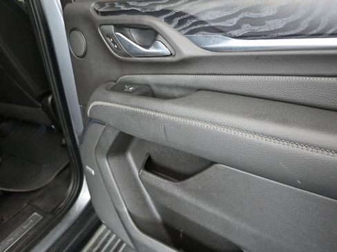 Used 2022 GMC Yukon Denali w/ Denali Premium Package image 21