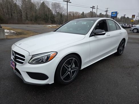 Used 2017 Mercedes-Benz C 300 4MATIC Sedan image 4