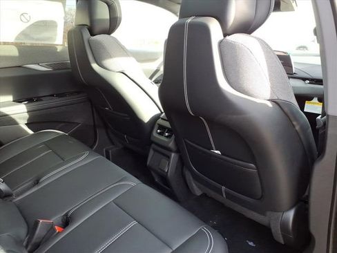 New 2026 Cadillac Optiq Sport 1 image 21