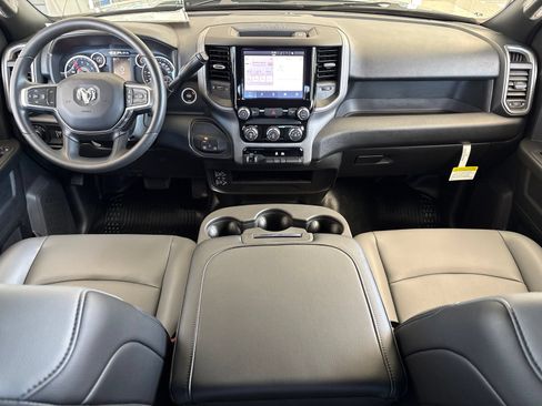 New 2026 RAM 2500 Tradesman AWD/4WD image 18