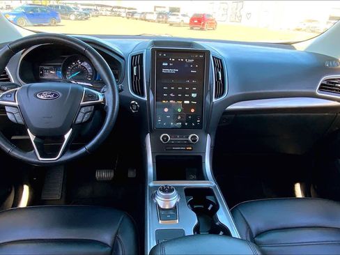 Used 2024 Ford Edge SEL AWD/4WD image 16