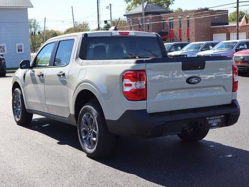 New 2025 Ford Maverick XLT image 17