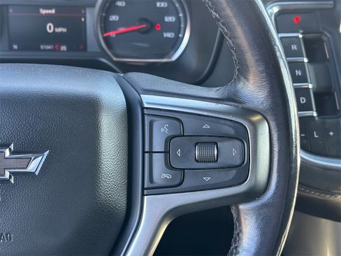 Used 2021 Chevrolet Suburban Z71 image 14