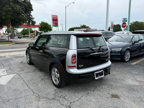 Used 2011 MINI Cooper Clubman FWD image 3