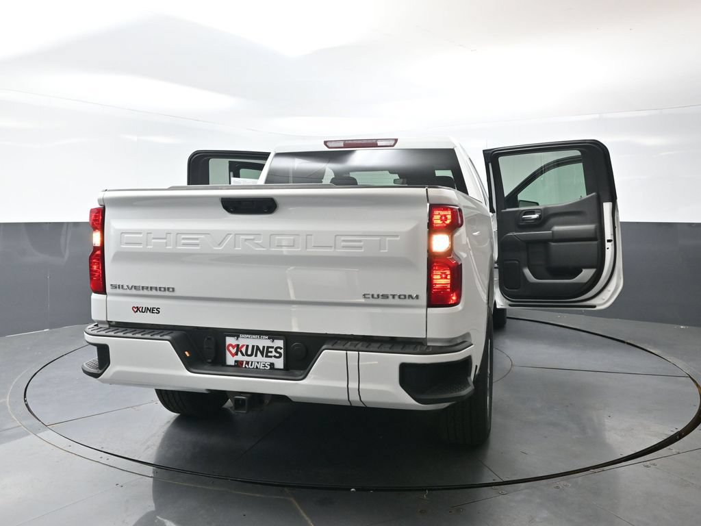 Used 2023 Chevrolet Silverado 1500 Custom AWD/4WD image 53