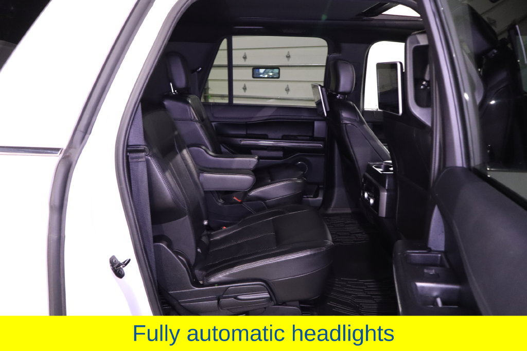 Used 2020 Ford Expedition Max XLT w/ Equipment Group 202A RWD image 31