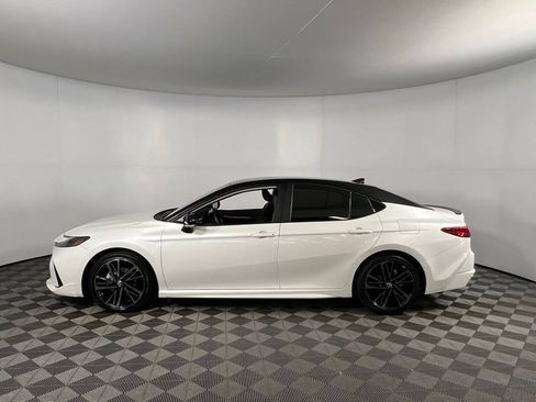 Used 2025 Toyota Camry XSE image 11